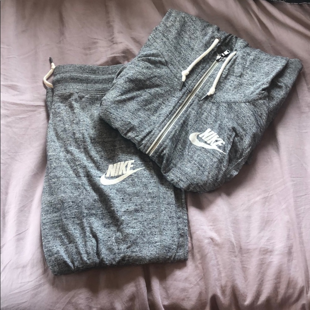 Nike Jacket and Sweatpants Set